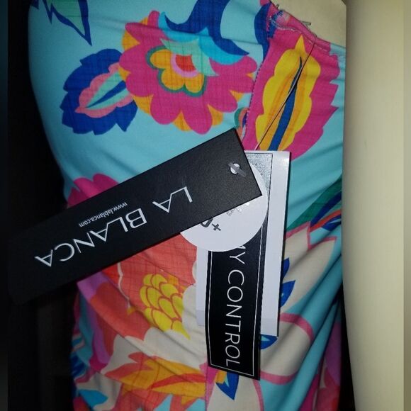 Women's The breezy beauty High Cut One Piece Swimsuit-Bathing Suit - Picture 5 of 13